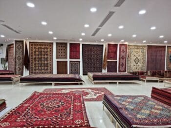 ارائه پیشنهادات اتاق‌های سه‌گانه برای حل مسائل صنعت فرش دستباف